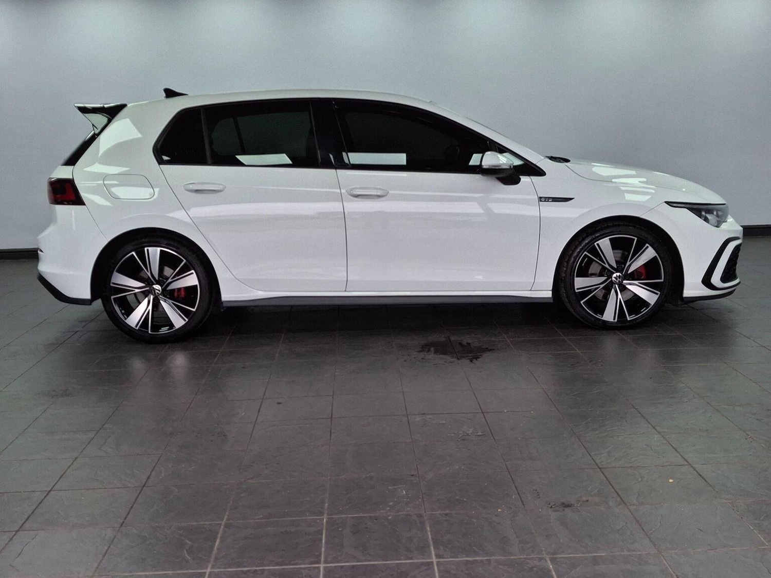 Used Volkswagen Golf 2021 for sale - 76340317: Photo 2