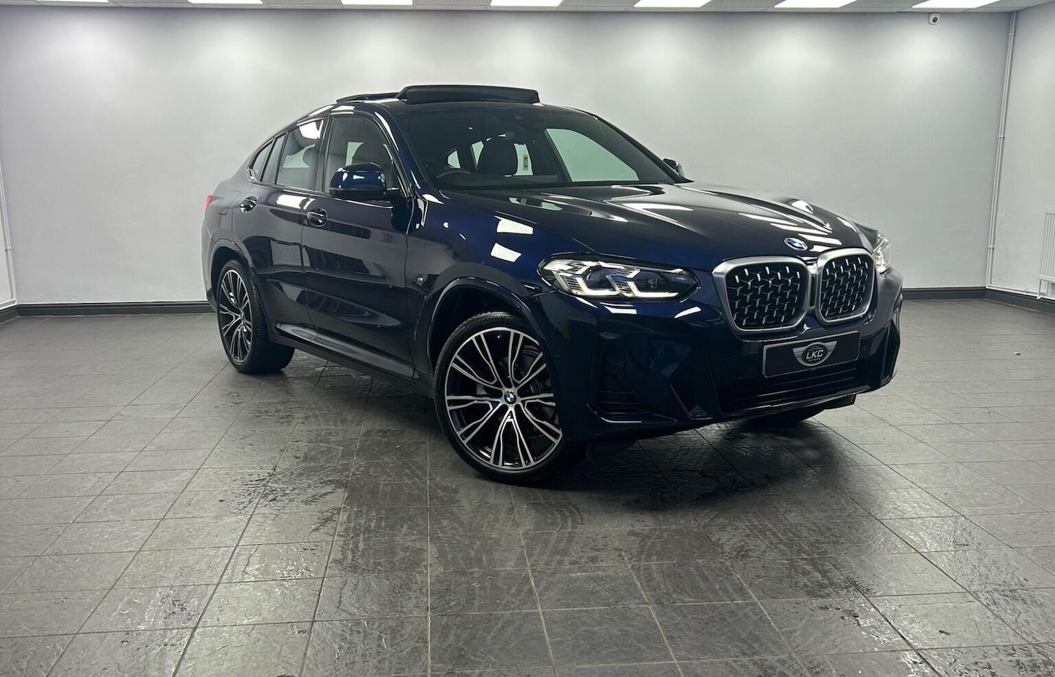 Used BMW X4 2021 for sale - 76982771: Photo 2