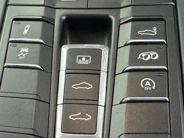 Used Porsche 911 2018 for sale - 75705987: Photo 34