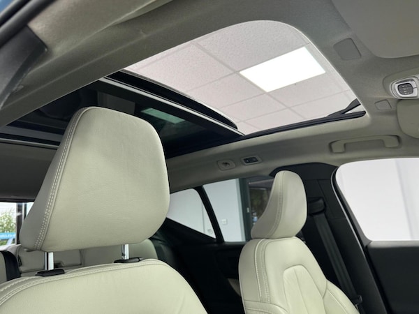 Used Volvo XC40 2023 for sale - 75309019: Photo 36