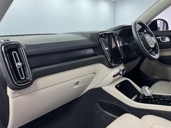 Used Volvo XC40 2023 for sale - 75309019: Photo 41