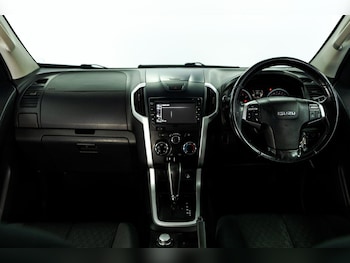 Used Isuzu D-Max 2017 for sale - 75948265: Photo