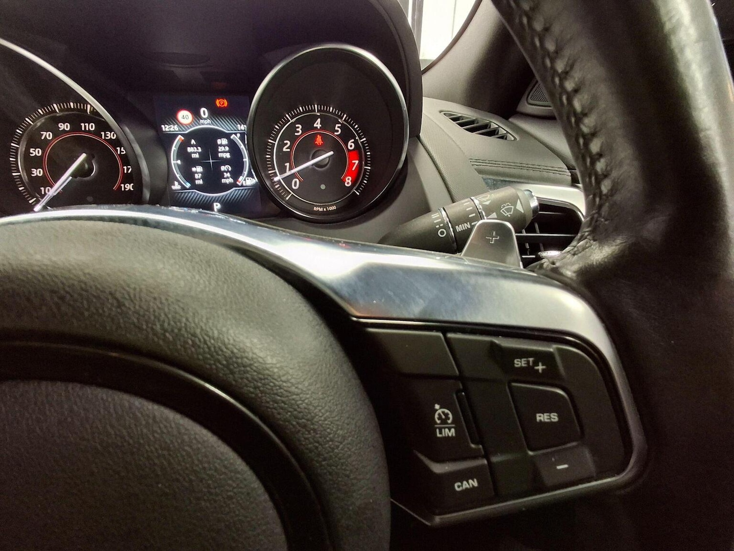 Used Jaguar F-Type 2018 for sale - 76769860: Photo 27