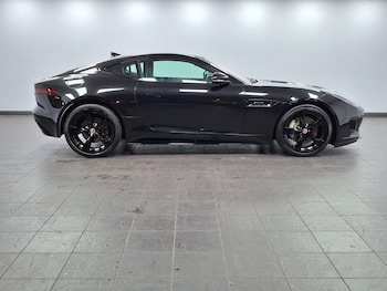 Used Jaguar F-Type 2018 for sale - 76769860: Photo