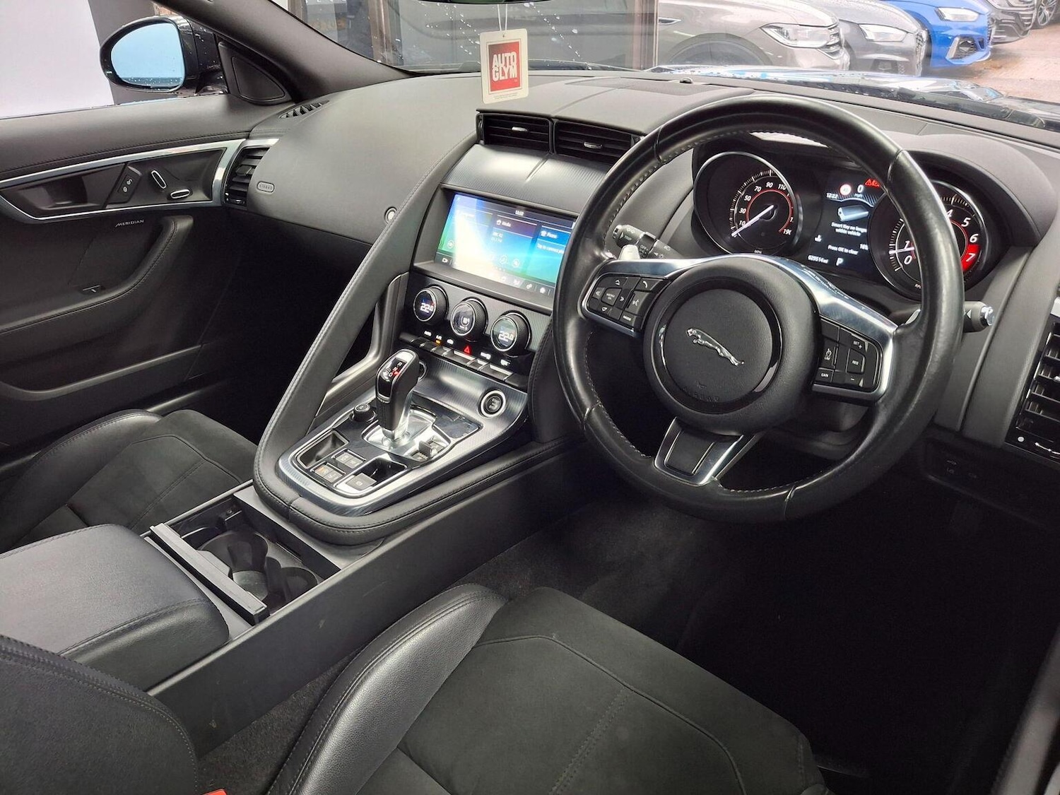 Used Jaguar F-Type 2018 for sale - 76769860: Photo 61