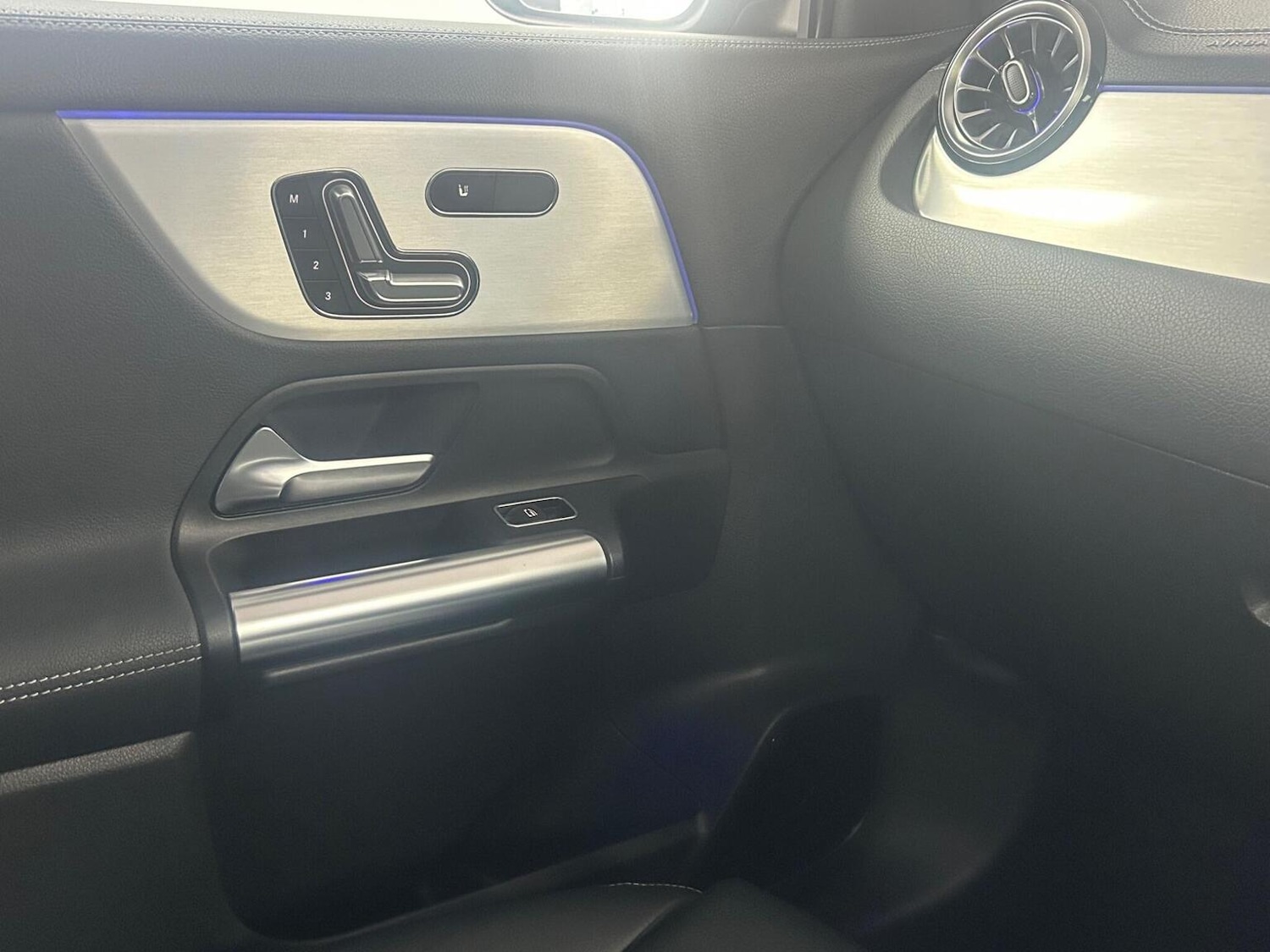 Used Mercedes-Benz GLA 2025 for sale - 77080821: Photo 46