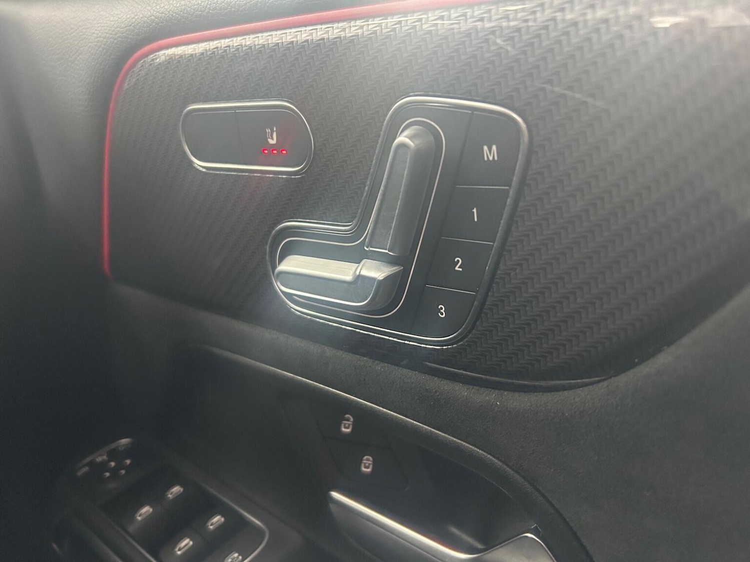 Used Mercedes-Benz GLB 2021 for sale - 77080785: Photo 14