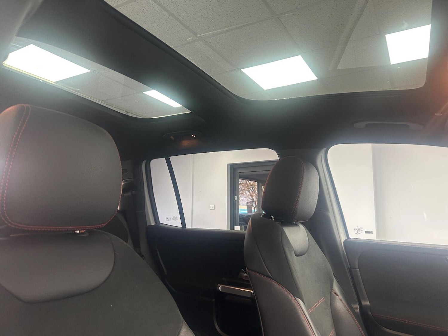 Used Mercedes-Benz GLB 2021 for sale - 77080785: Photo 37