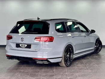 Used Volkswagen Passat 2020 for sale - 75613708: Photo