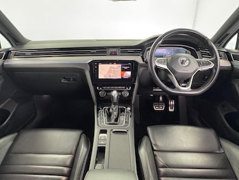 Used Volkswagen Passat 2020 for sale - 75613708: Photo