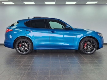 Used Alfa Romeo Stelvio 2020 for sale - 78300401: Photo