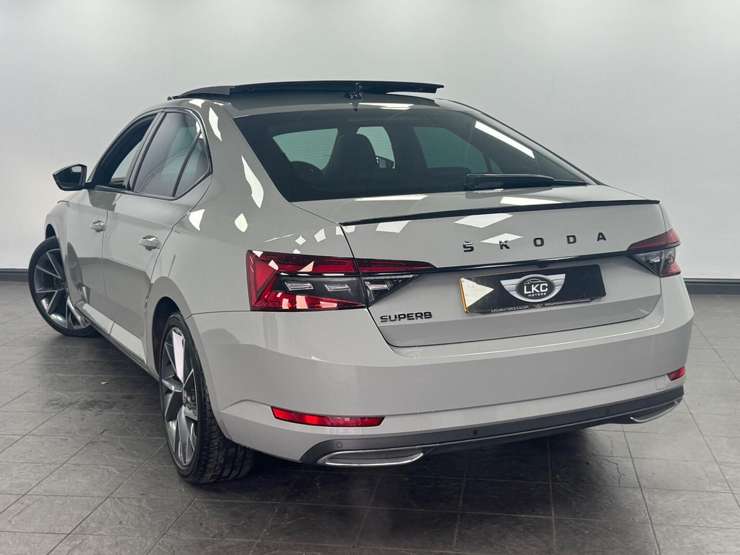 Used Skoda Superb 2023 for sale - 76559958: Photo 10