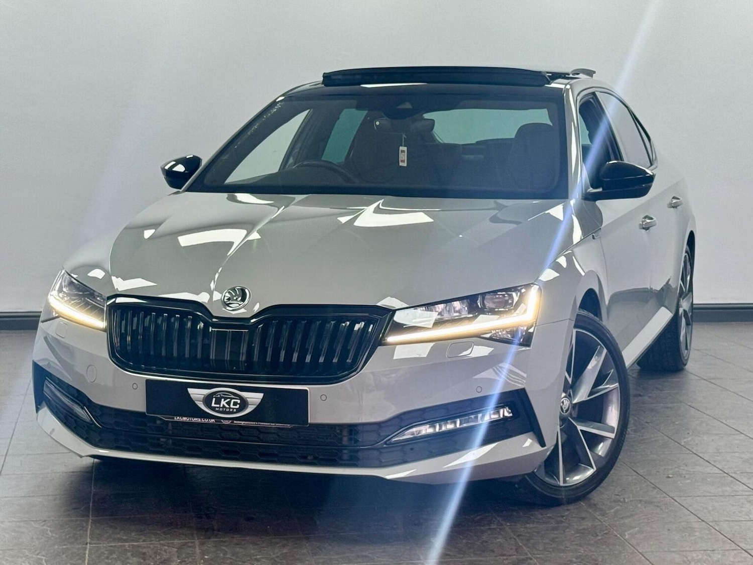 Used Skoda Superb 2023 for sale - 76559958: Photo 13