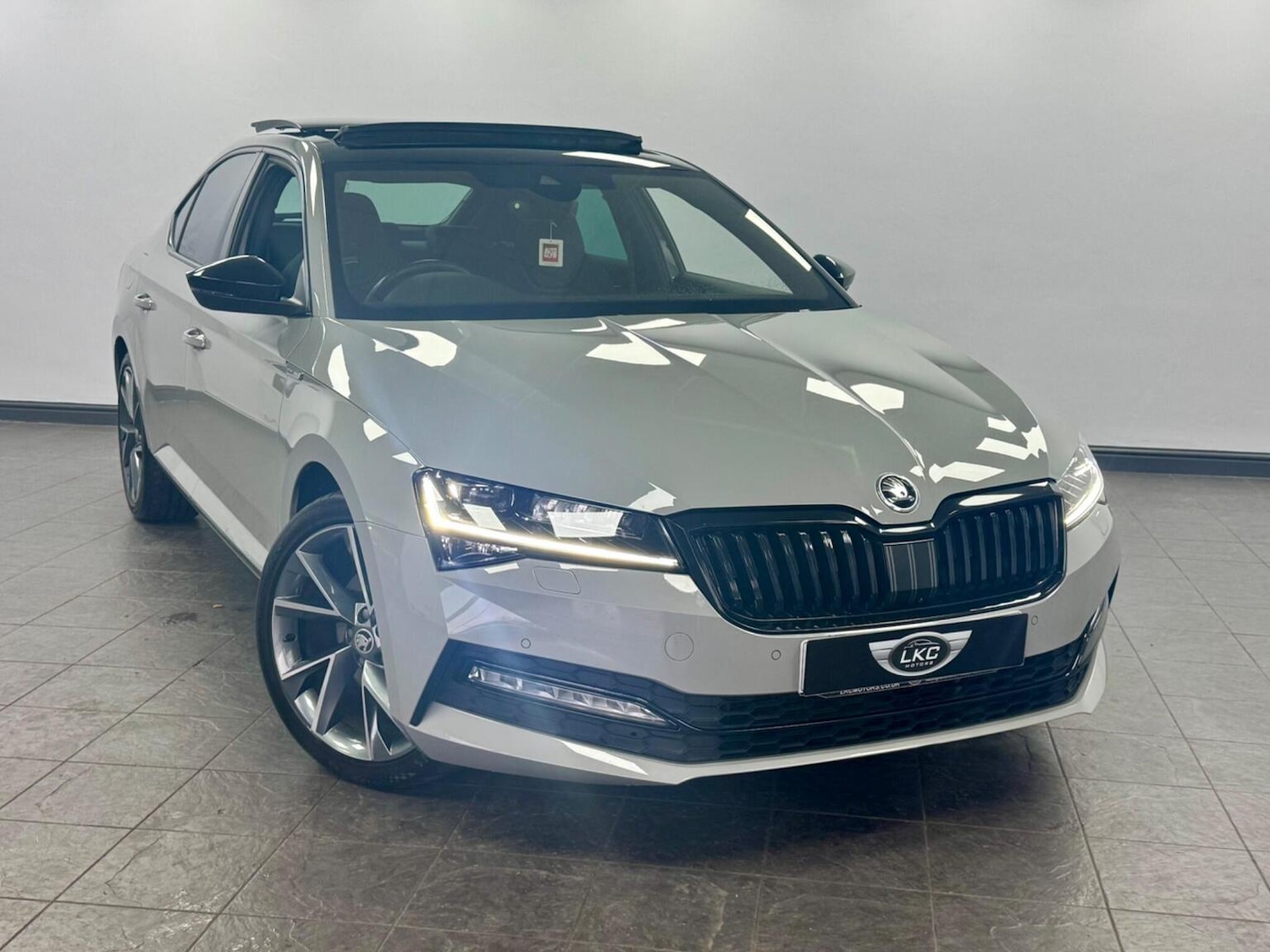 Used Skoda Superb 2023 for sale - 76559958: Photo 17