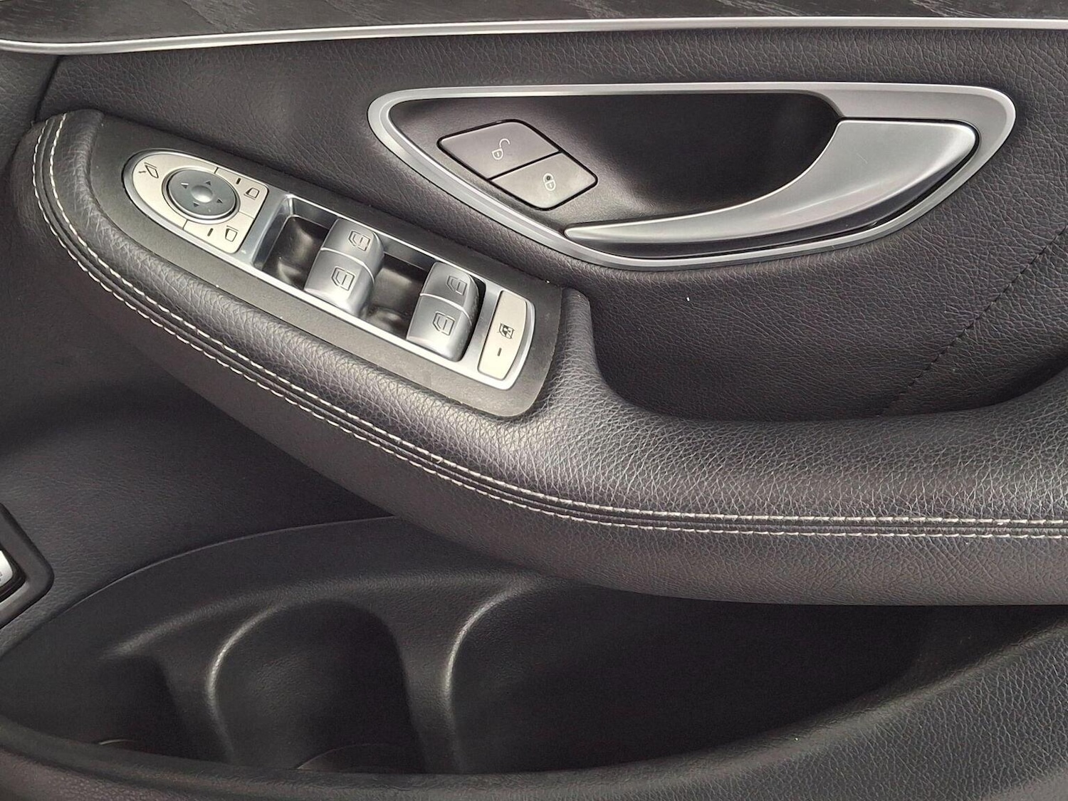 Used Mercedes-Benz GLC 2018 for sale - 76559979: Photo 54