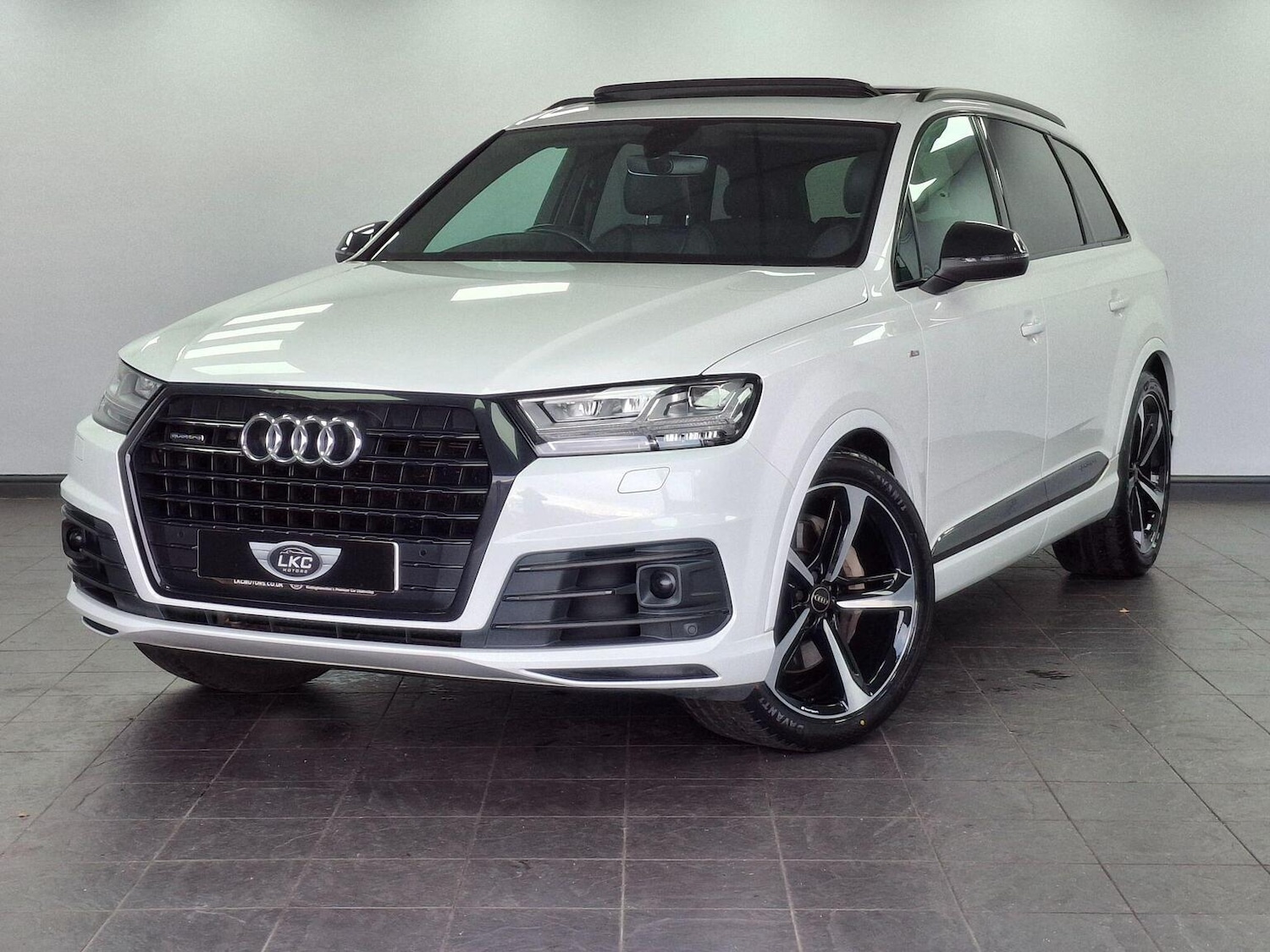 Used Audi Q7 2019 for sale - 76848669: Photo 1
