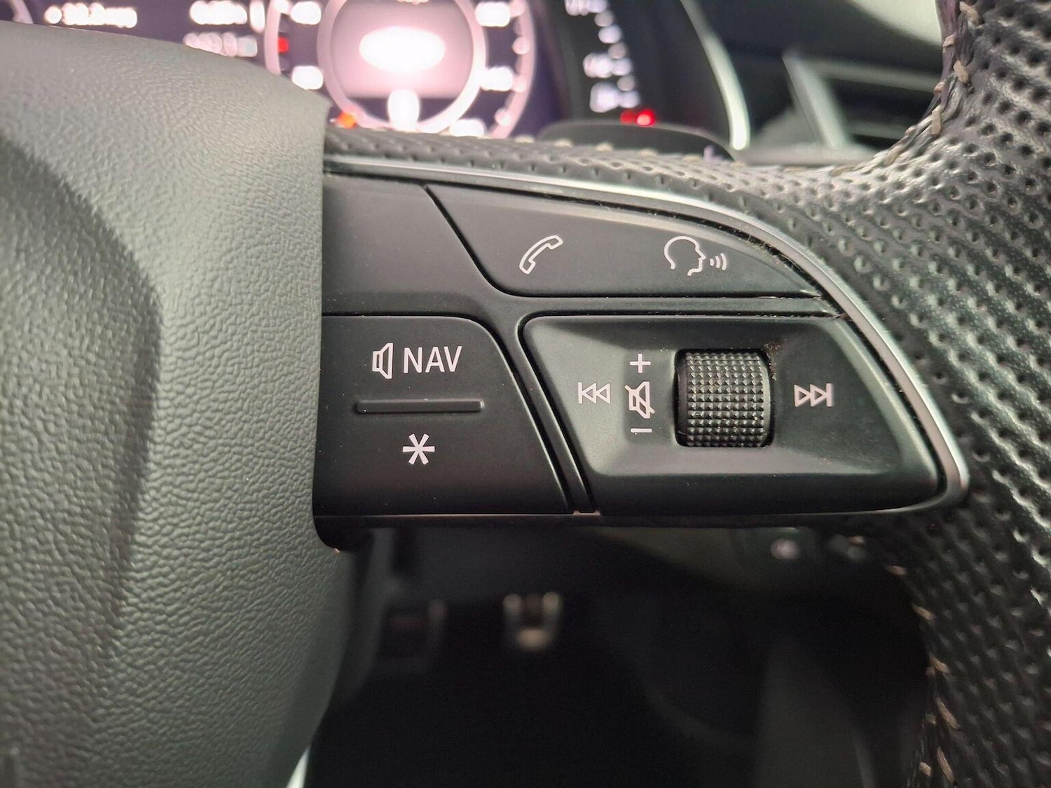 Used Audi Q7 2019 for sale - 76848669: Photo 9