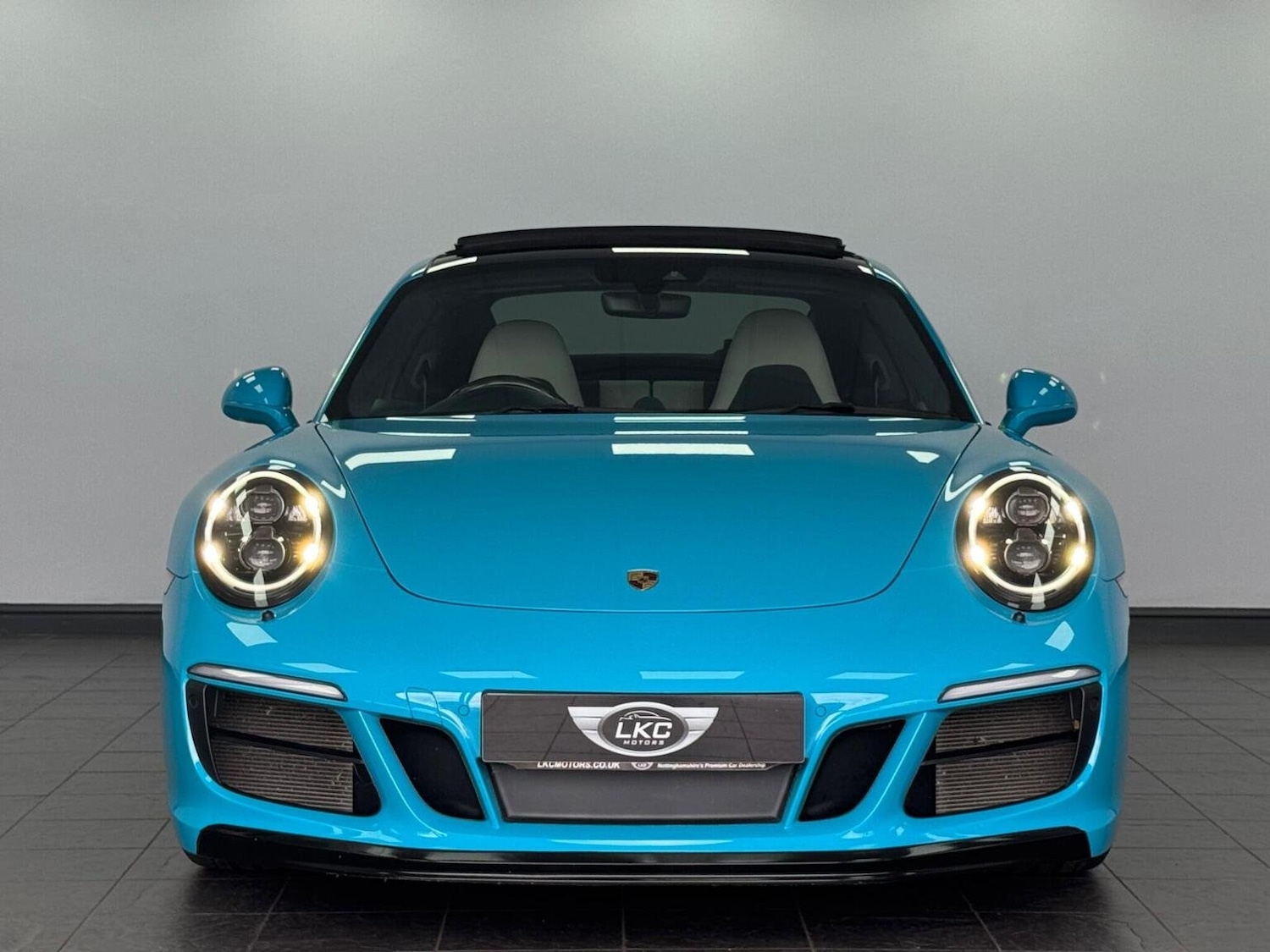 Used Porsche 911 2018 for sale - 76794566: Photo 24