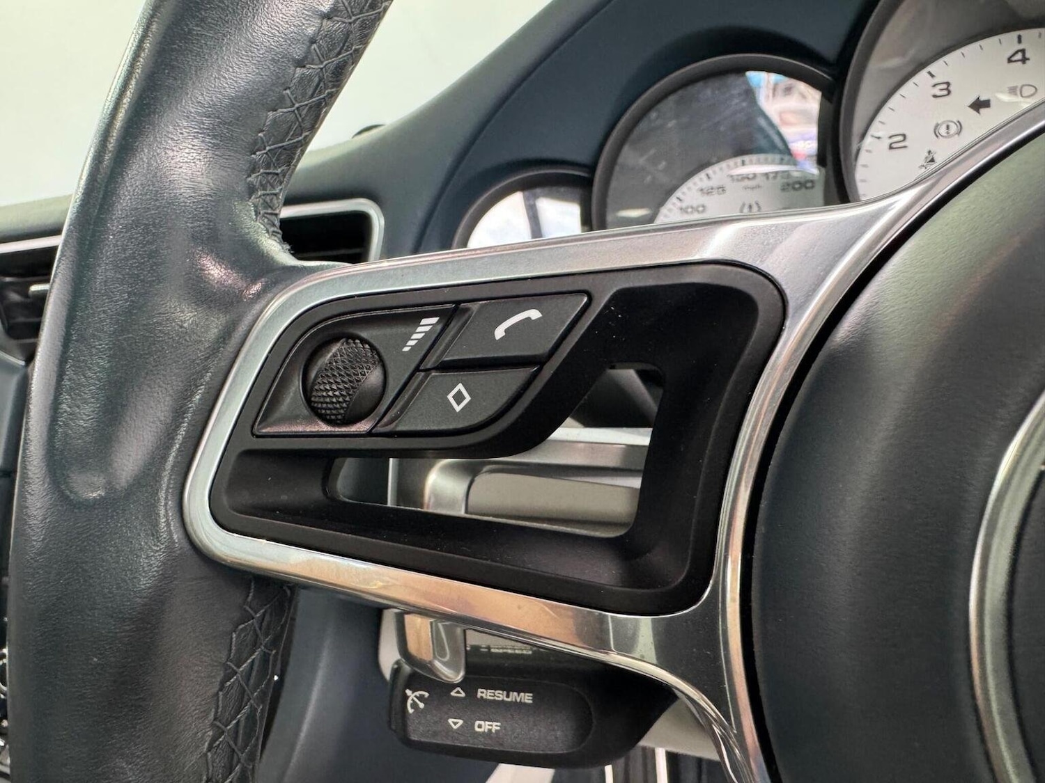 Used Porsche 911 2018 for sale - 76794566: Photo 36