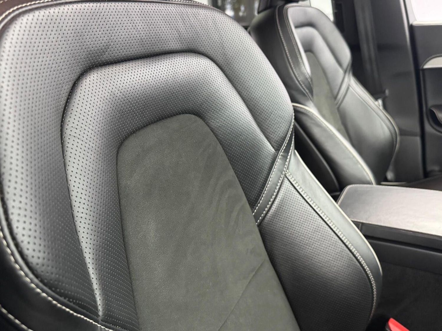 Used Volvo XC90 2019 for sale - 76769560: Photo 32