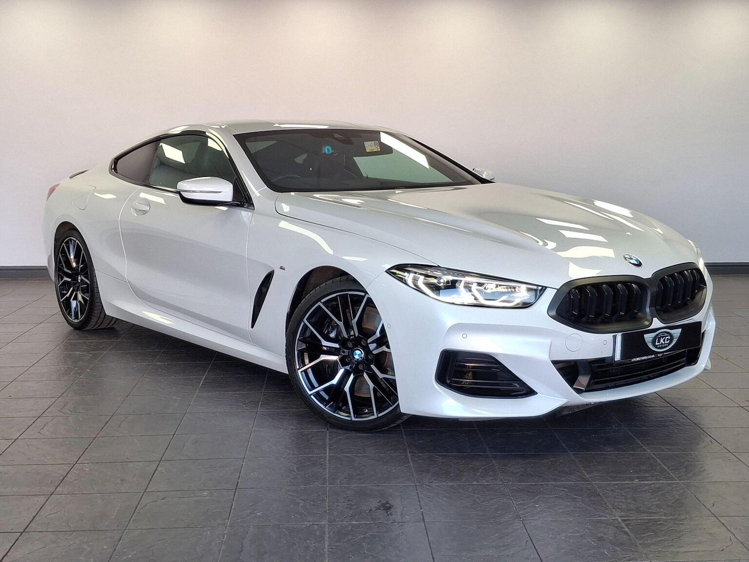 Used BMW 8 Series 2023 for sale - 77558531: Photo 5