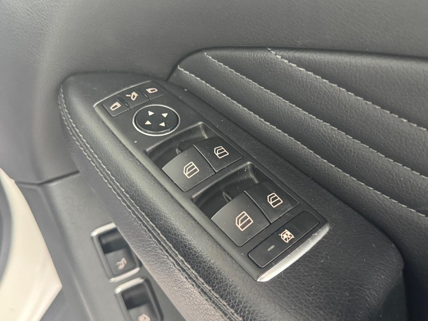 Used Mercedes-Benz GLE 2018 for sale - 76397036: Photo 23