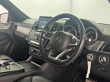 Used Mercedes-Benz GLE 2018 for sale - 76397036: Photo