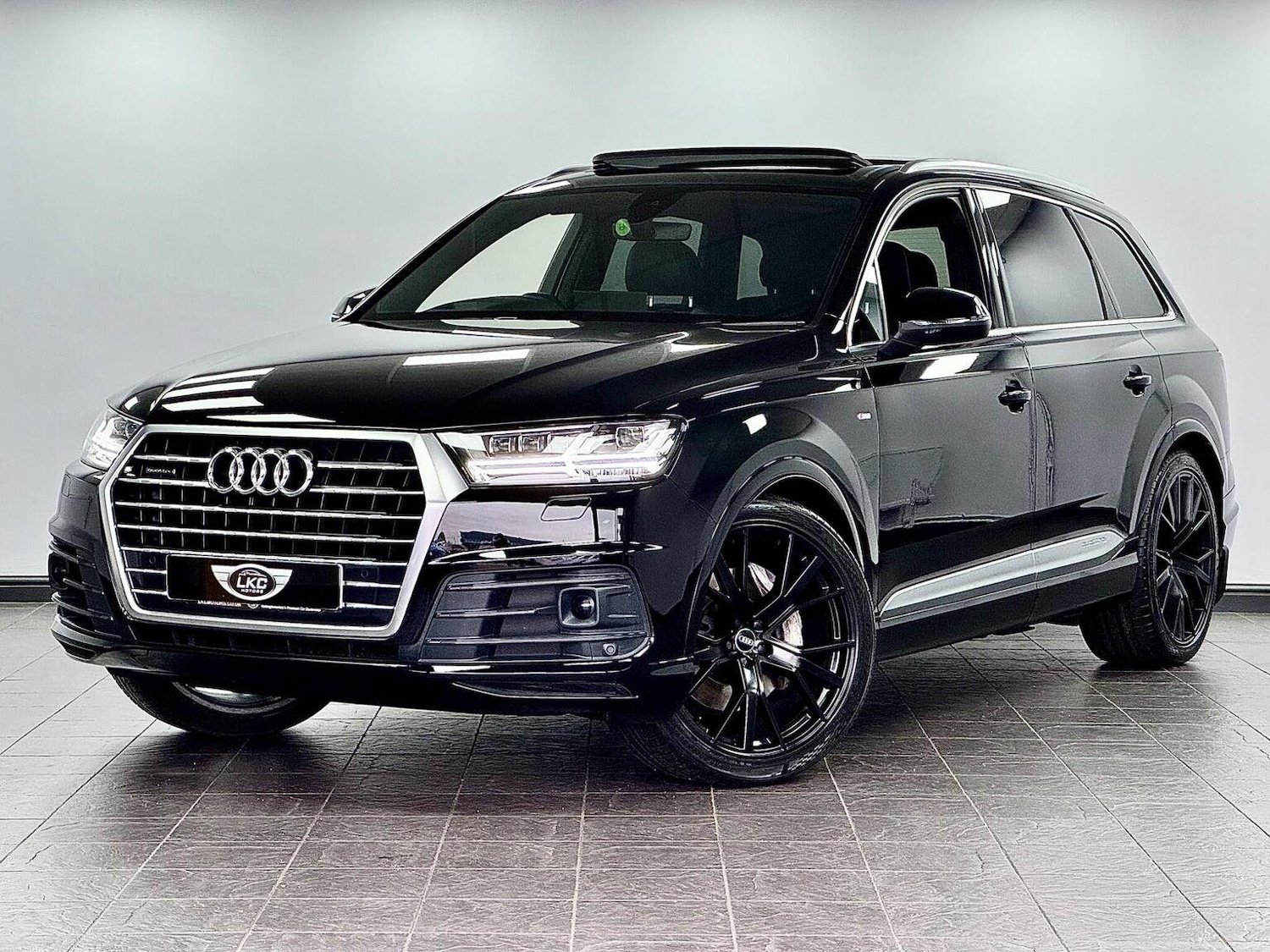 Used Audi Q7 2019 for sale - 76281379: Photo 1