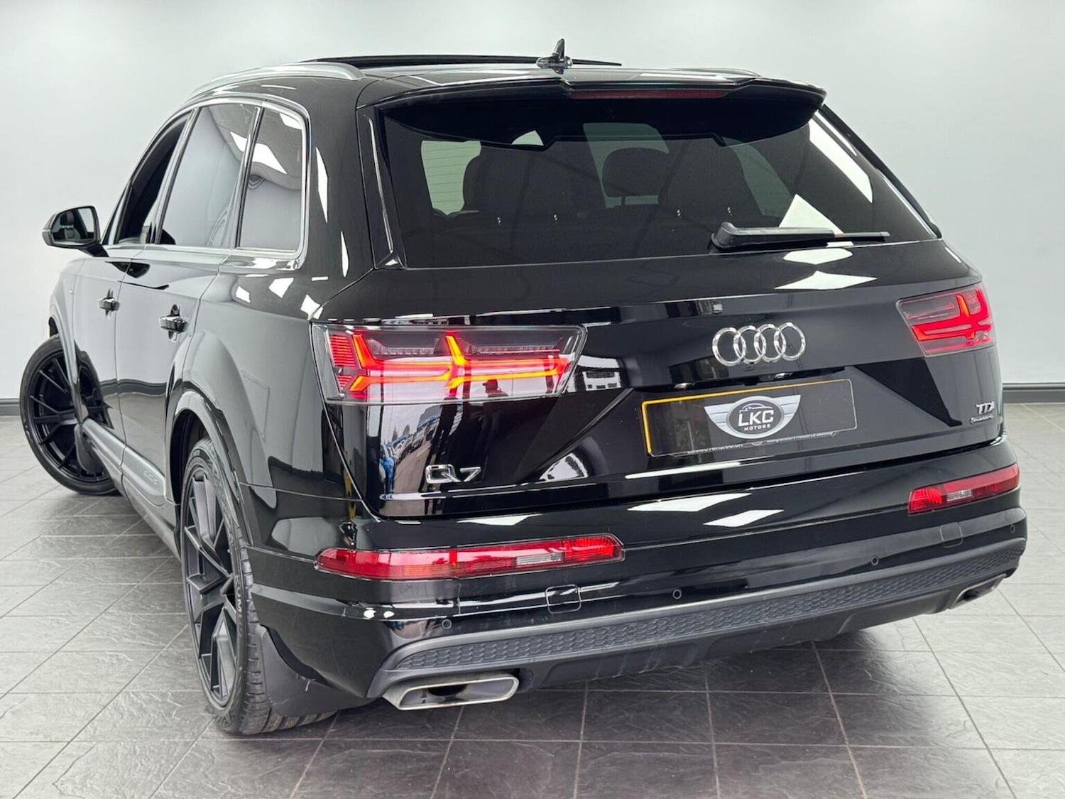 Used Audi Q7 2019 for sale - 76281379: Photo 11
