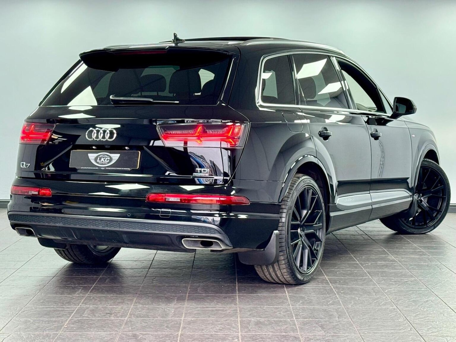 Used Audi Q7 2019 for sale - 76281379: Photo 2