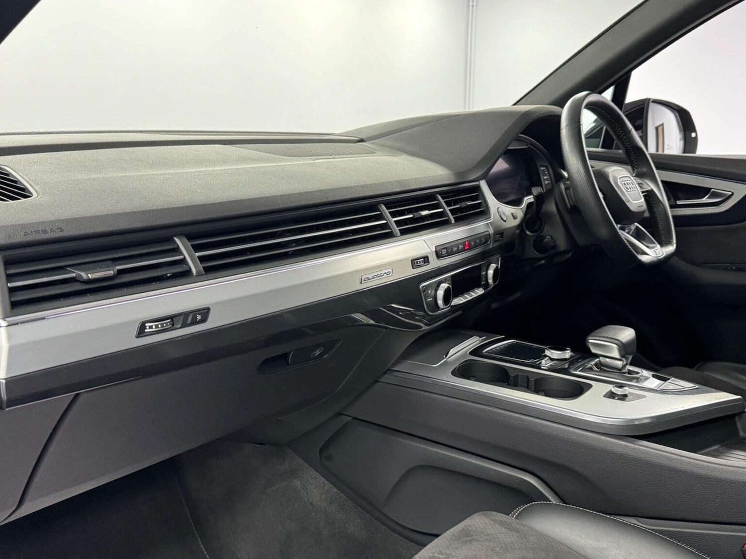 Used Audi Q7 2019 for sale - 76281379: Photo 50