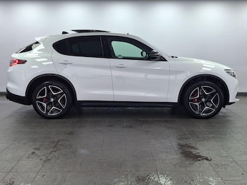 Used Alfa Romeo Stelvio 2021 for sale - 77129607: Photo