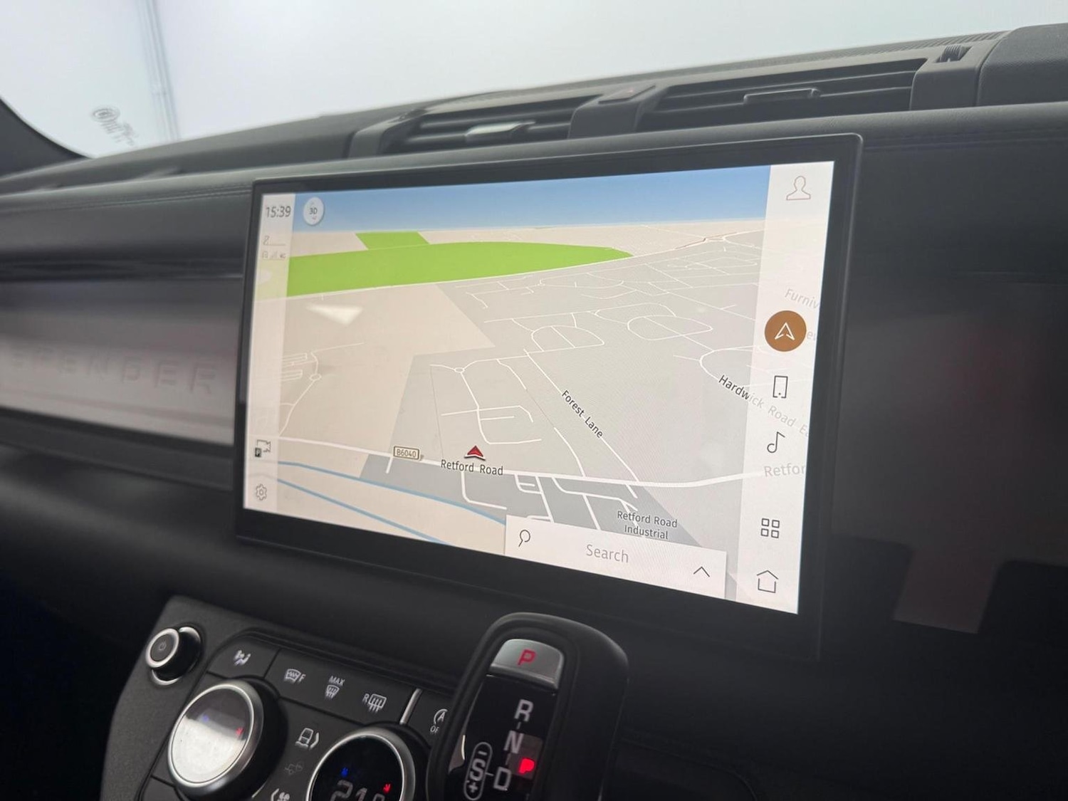 Used Land Rover Defender 110 2024 for sale - 76794588: Photo 34