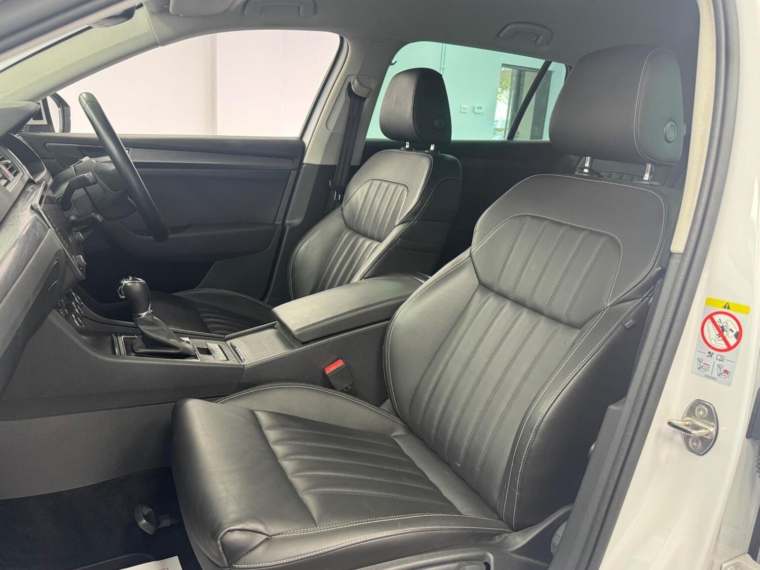 Used Skoda Superb 2022 for sale - 76397076: Photo 13