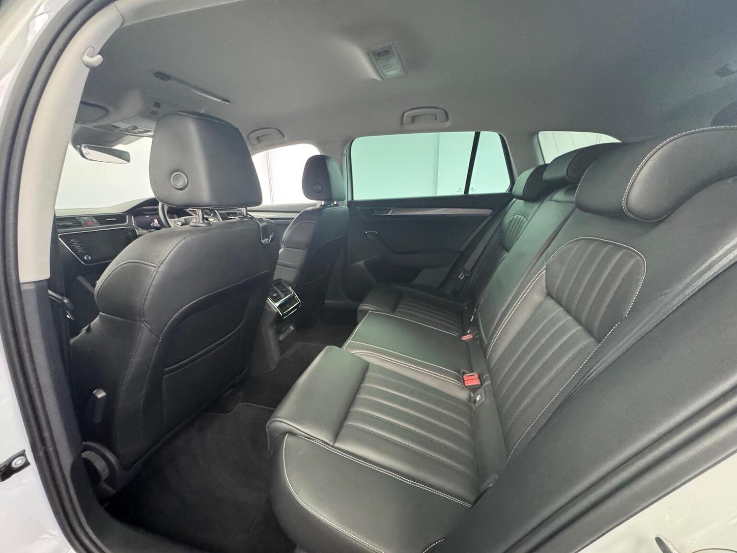 Used Skoda Superb 2022 for sale - 76397076: Photo 14