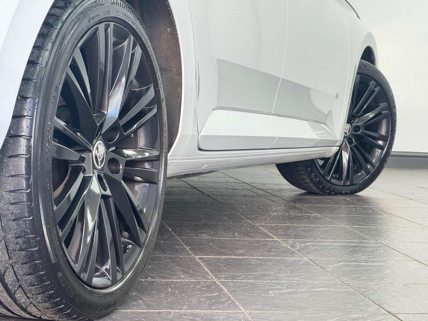 Used Skoda Superb 2022 for sale - 76397076: Photo 16