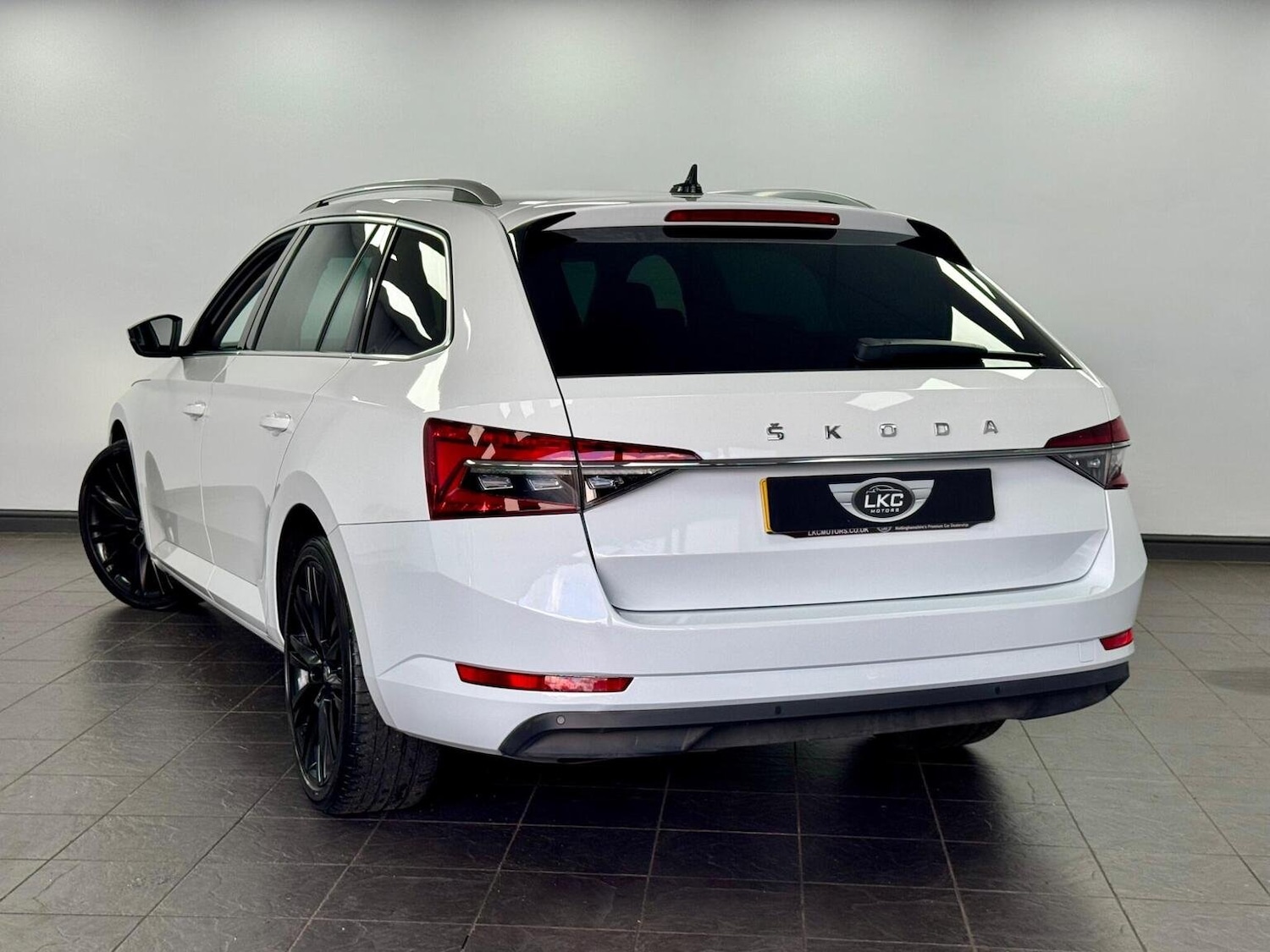 Used Skoda Superb 2022 for sale - 76397076: Photo 19