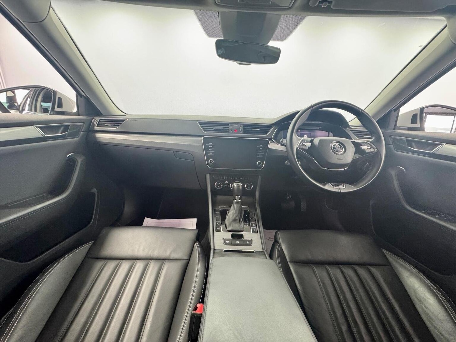 Used Skoda Superb 2022 for sale - 76397076: Photo 3