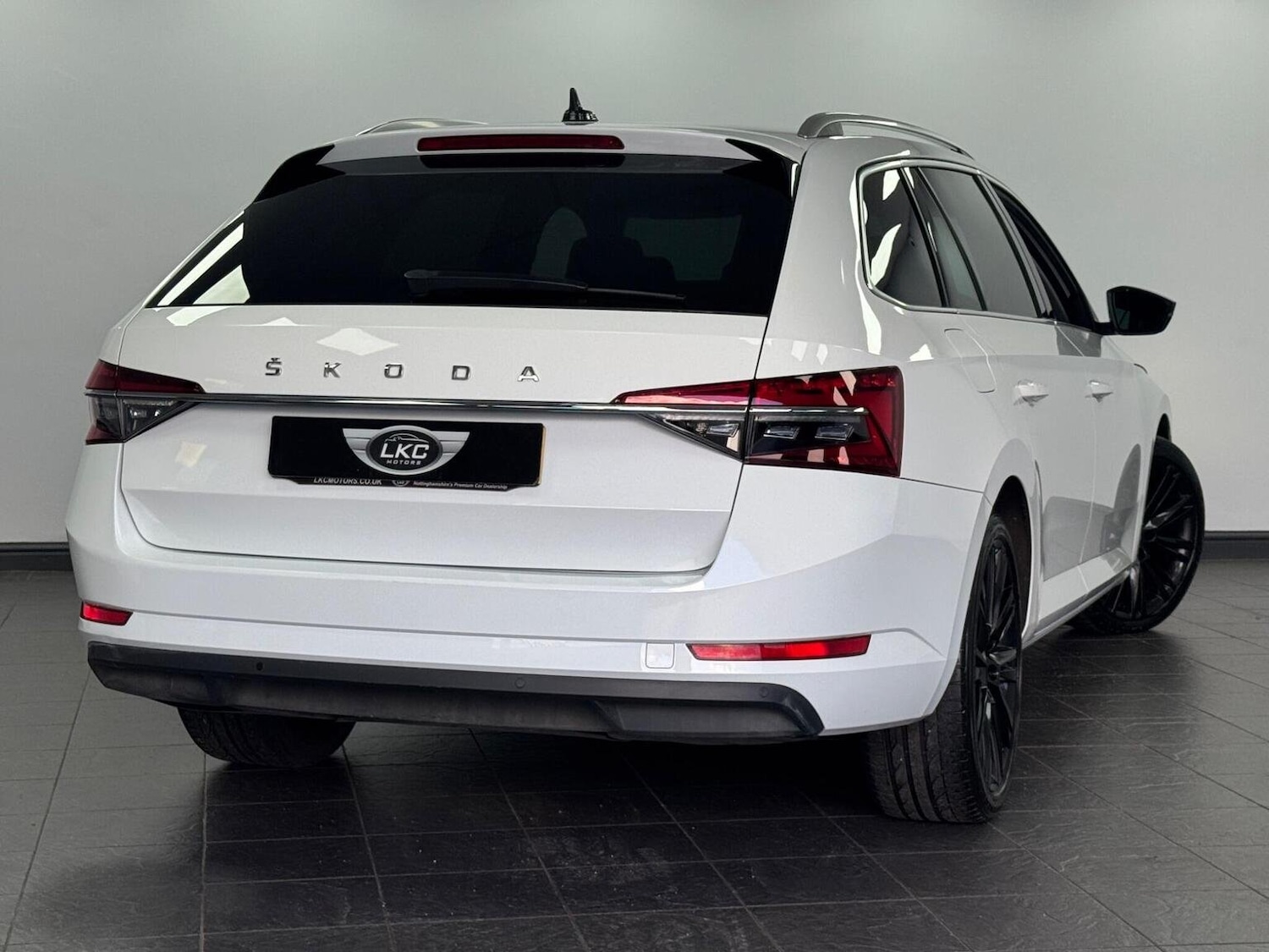 Used Skoda Superb 2022 for sale - 76397076: Photo 31