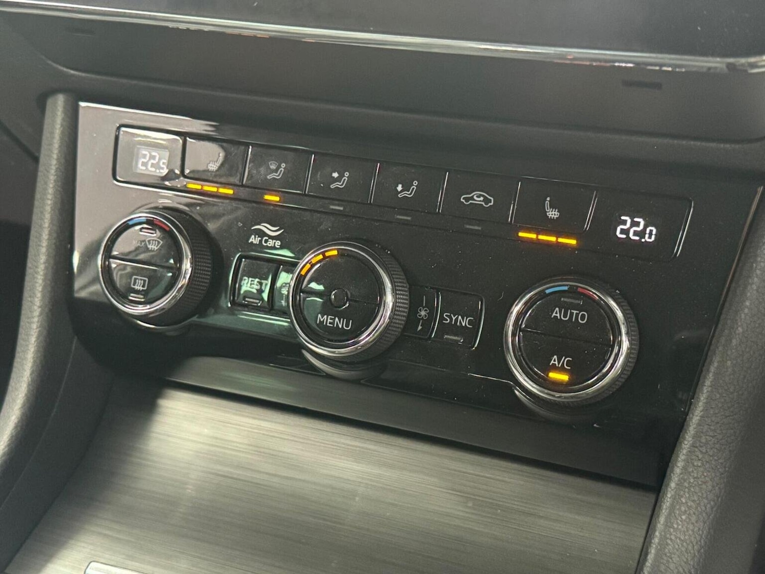 Used Skoda Superb 2022 for sale - 76397076: Photo 36