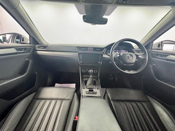 Used Skoda Superb 2022 for sale - 76397076: Photo