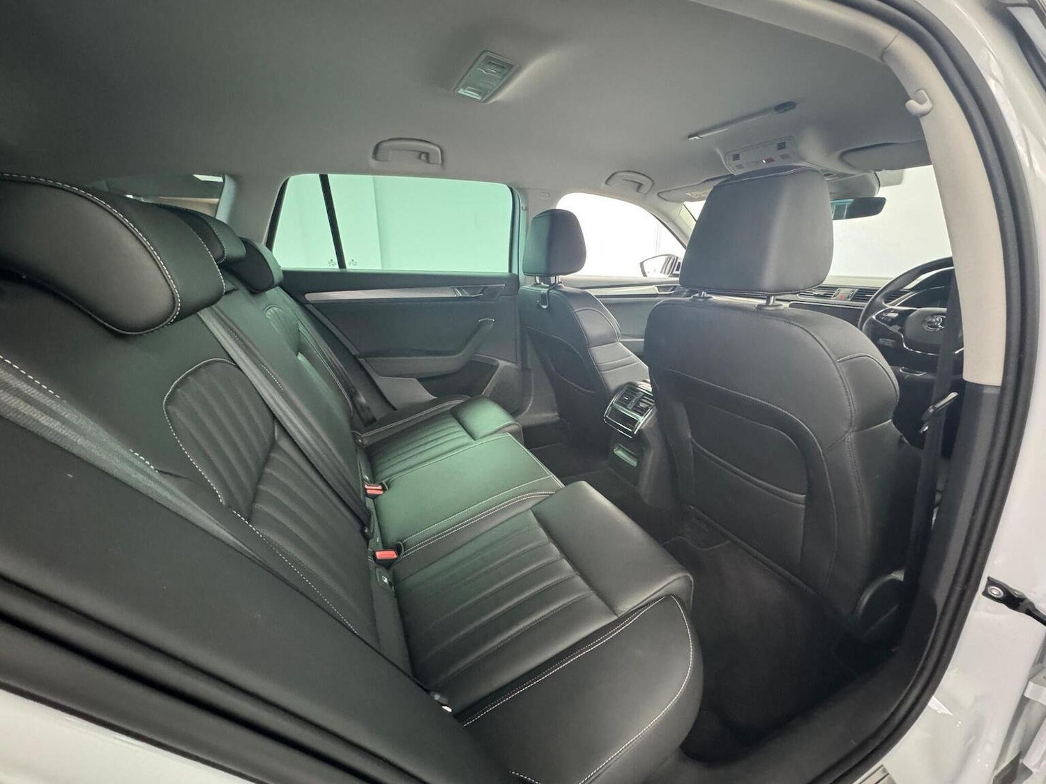 Used Skoda Superb 2022 for sale - 76397076: Photo 41