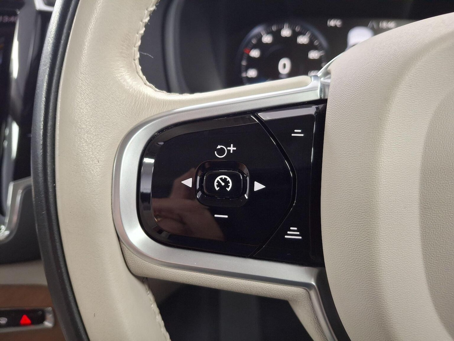 Used Volvo XC90 2020 for sale - 77251307: Photo 12