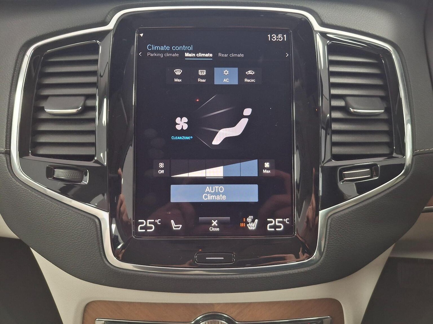 Used Volvo XC90 2020 for sale - 77251307: Photo 28