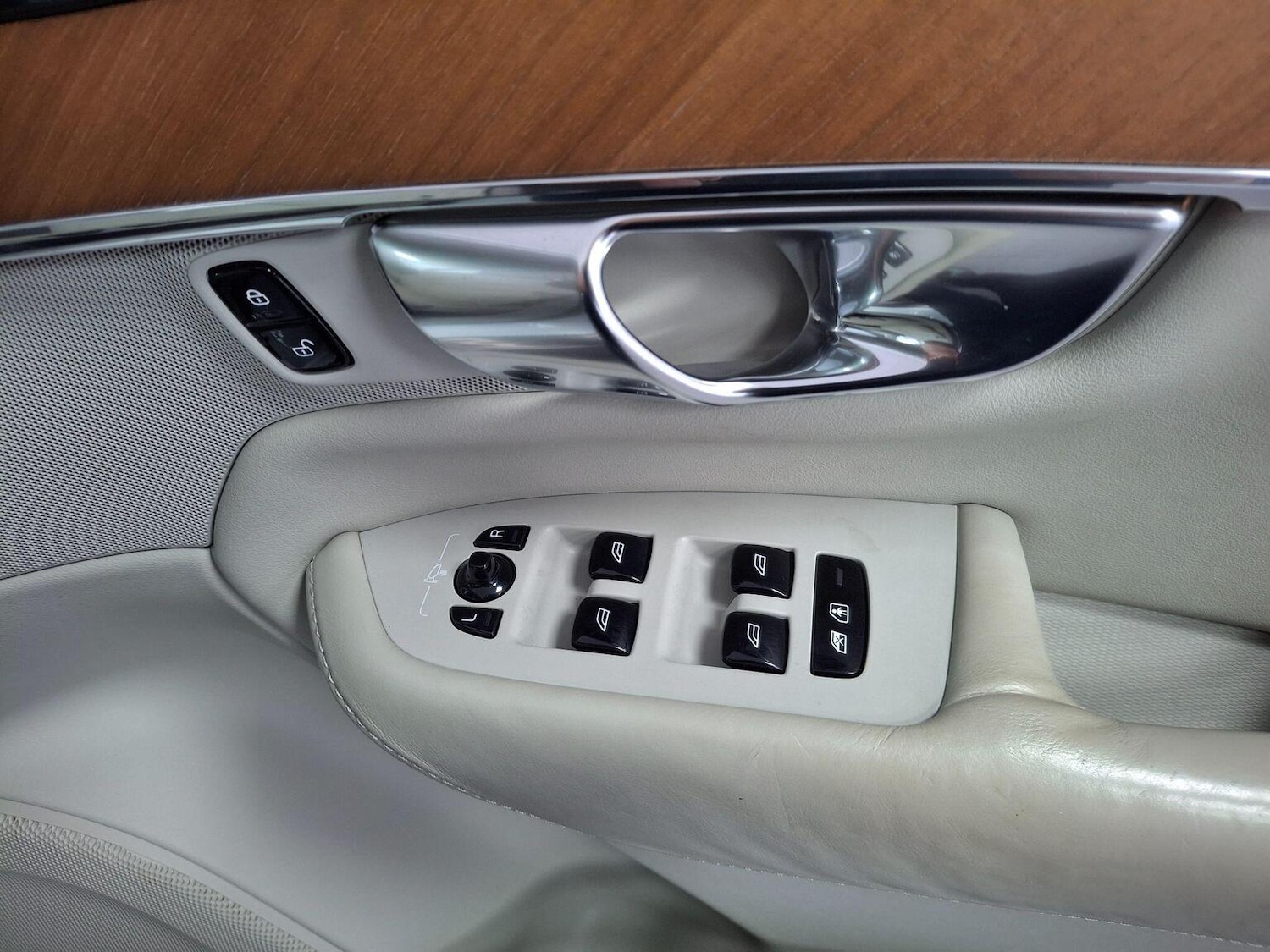 Used Volvo XC90 2020 for sale - 77251307: Photo 46