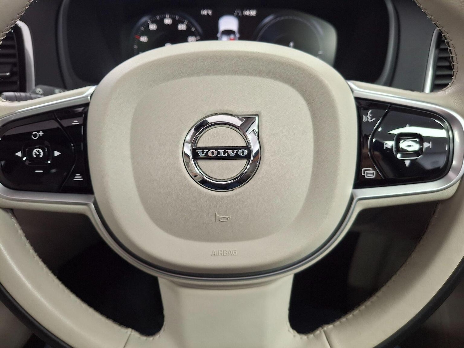 Used Volvo XC90 2020 for sale - 77251307: Photo 53