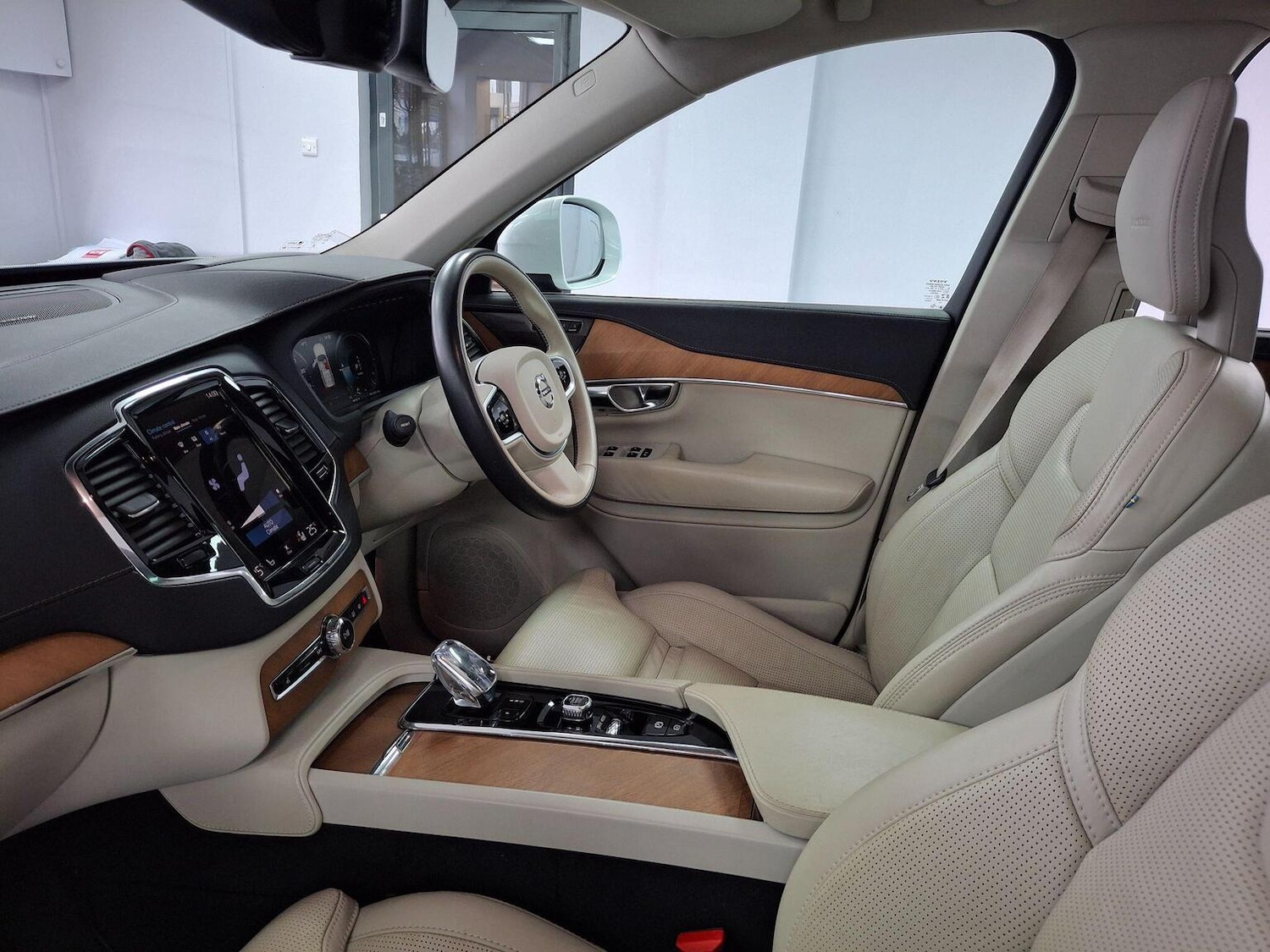 Used Volvo XC90 2020 for sale - 77251307: Photo 54