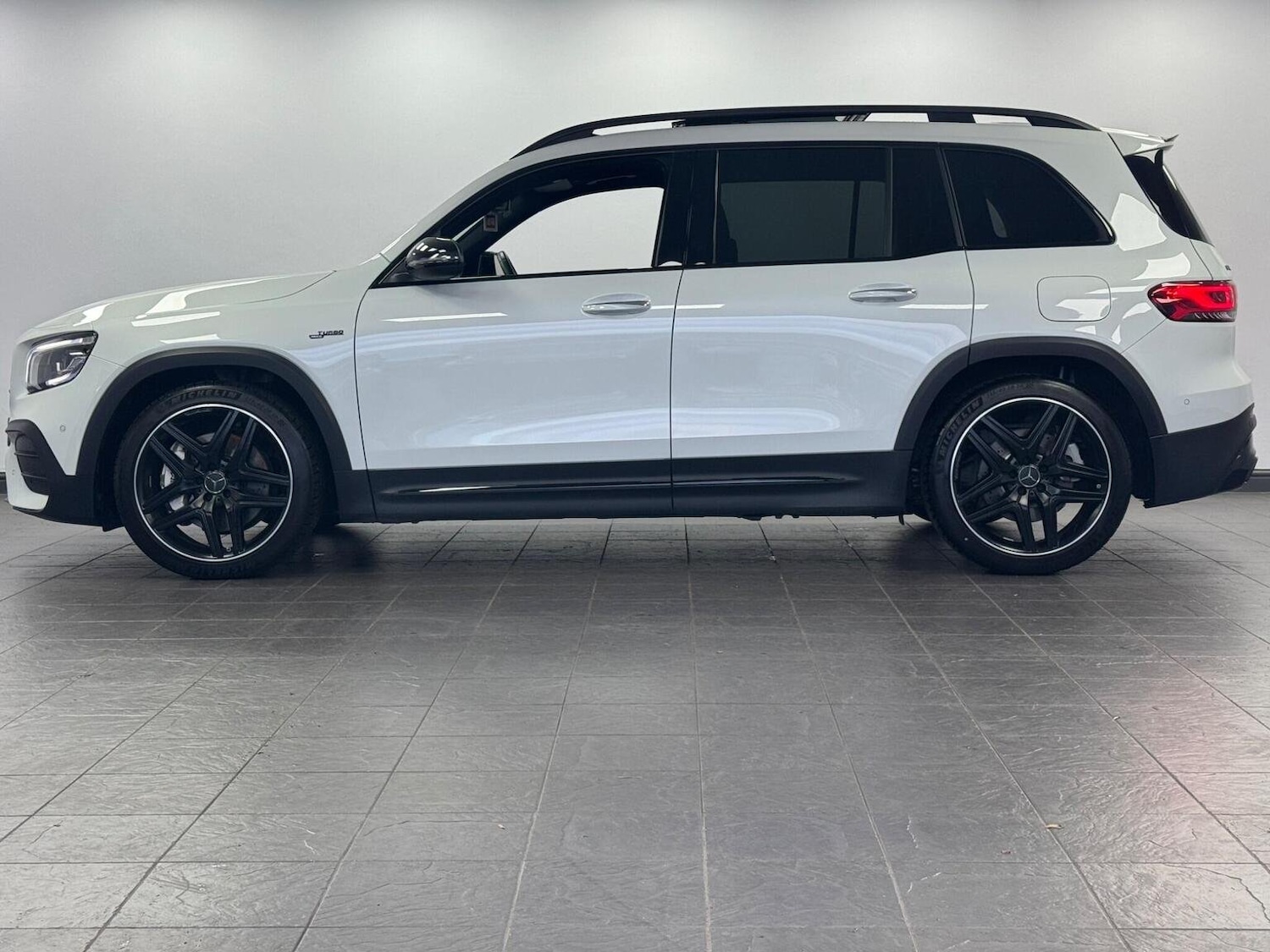 Used Mercedes-Benz GLB 2023 for sale - 76358110: Photo 14