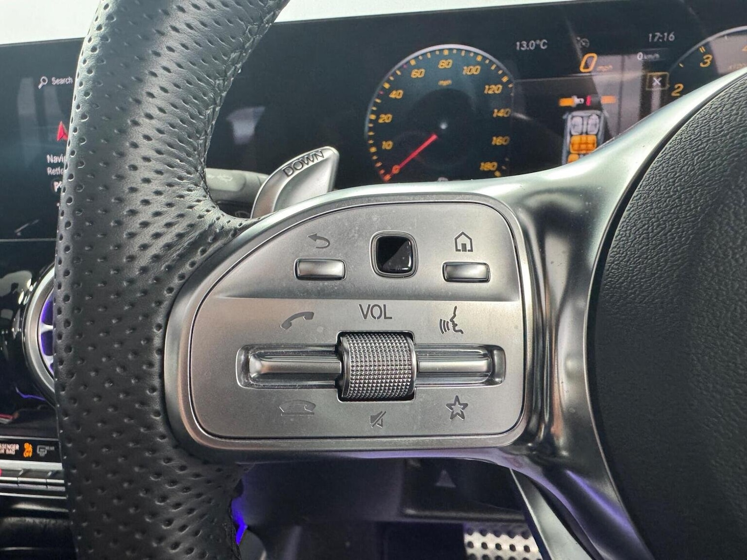 Used Mercedes-Benz GLB 2023 for sale - 76358110: Photo 40