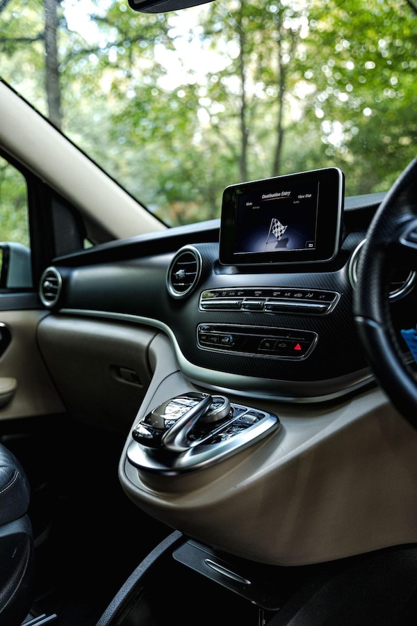 Used Mercedes-Benz V-Class 2019 for sale - 75244939: Photo 19